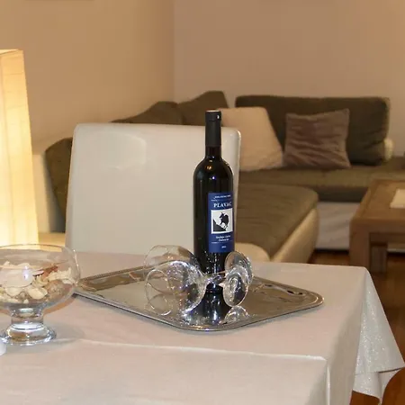 2 Bedroom M&r Апартаменты *